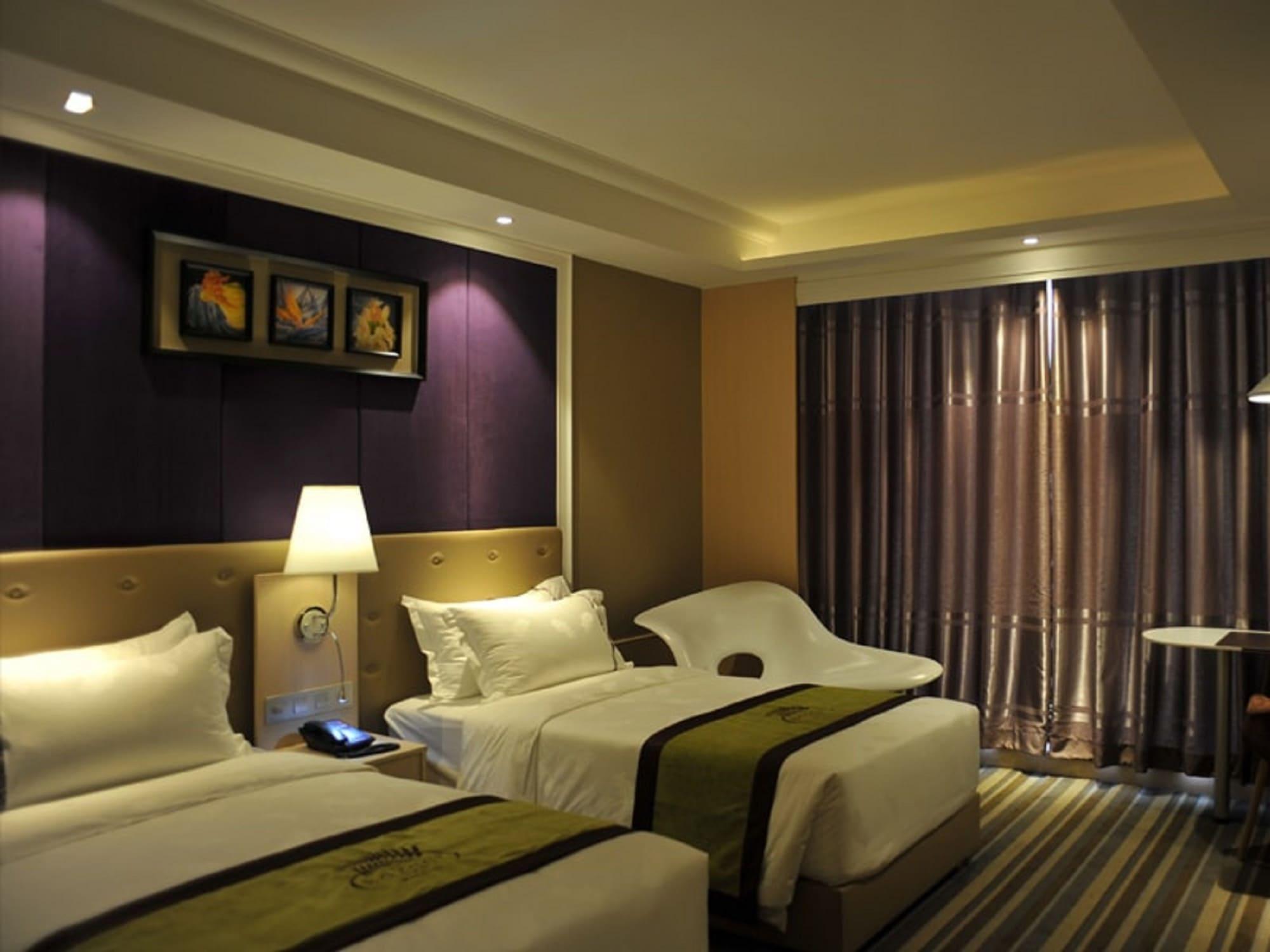 The Bazaar Hotel Bangkok Exterior foto