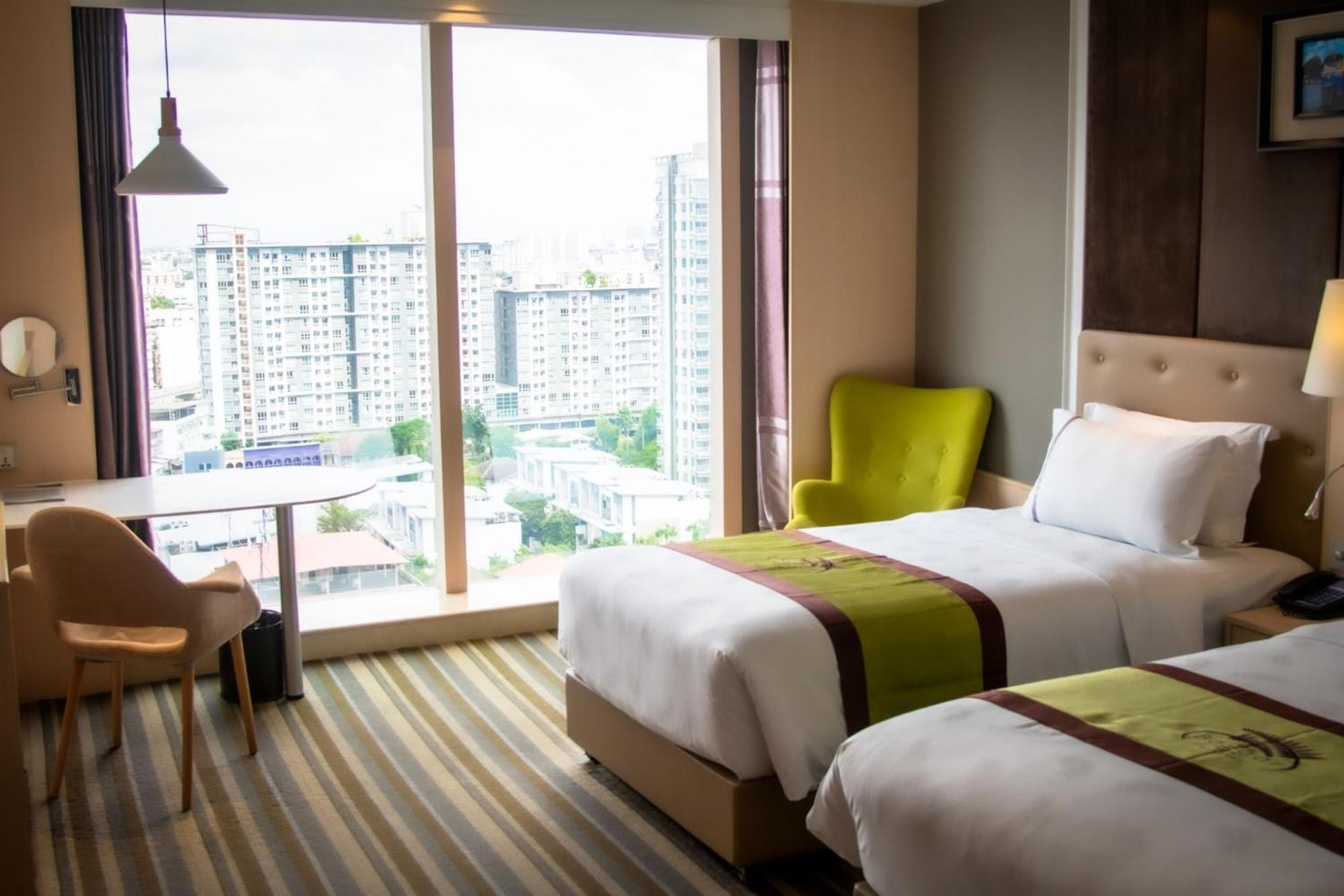 The Bazaar Hotel Bangkok Exterior foto